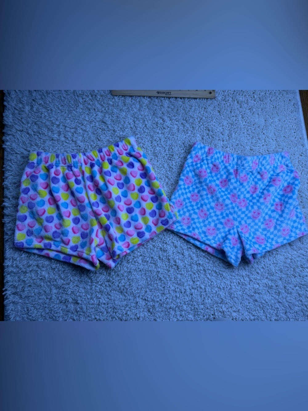 Bundle of 2 Girls XL Happy Threads Shorts
